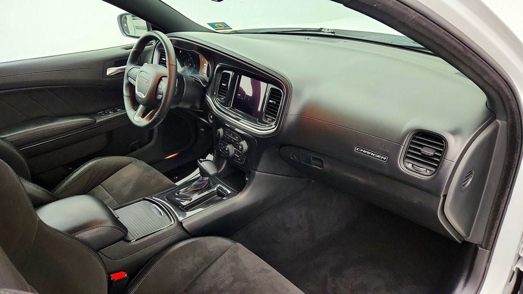 Used 2019 Dodge Charger GT w/ Plus Group RWD image 27
