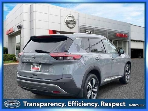 Used 2023 Nissan Rogue SL w/ SL Premium Package AWD/4WD image 6