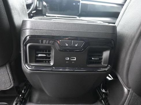 Used 2025 GMC Sierra 2500 AT4X AWD/4WD image 43