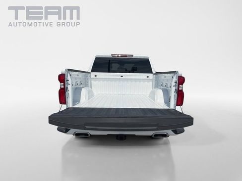 Used 2025 Chevrolet Silverado 1500 RST w/ Z71 Off-Road Package AWD/4WD image 24
