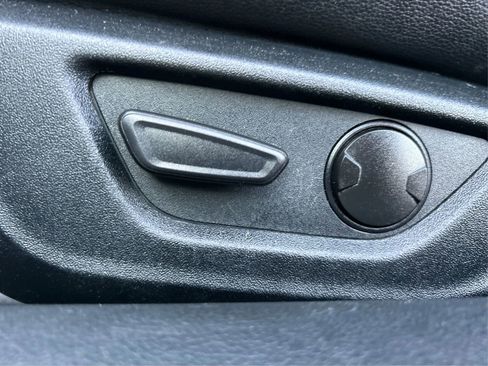 Used 2020 Ford Mustang Premium RWD image 19
