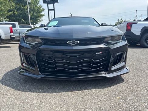 Used 2018 Chevrolet Camaro ZL1 RWD image 8