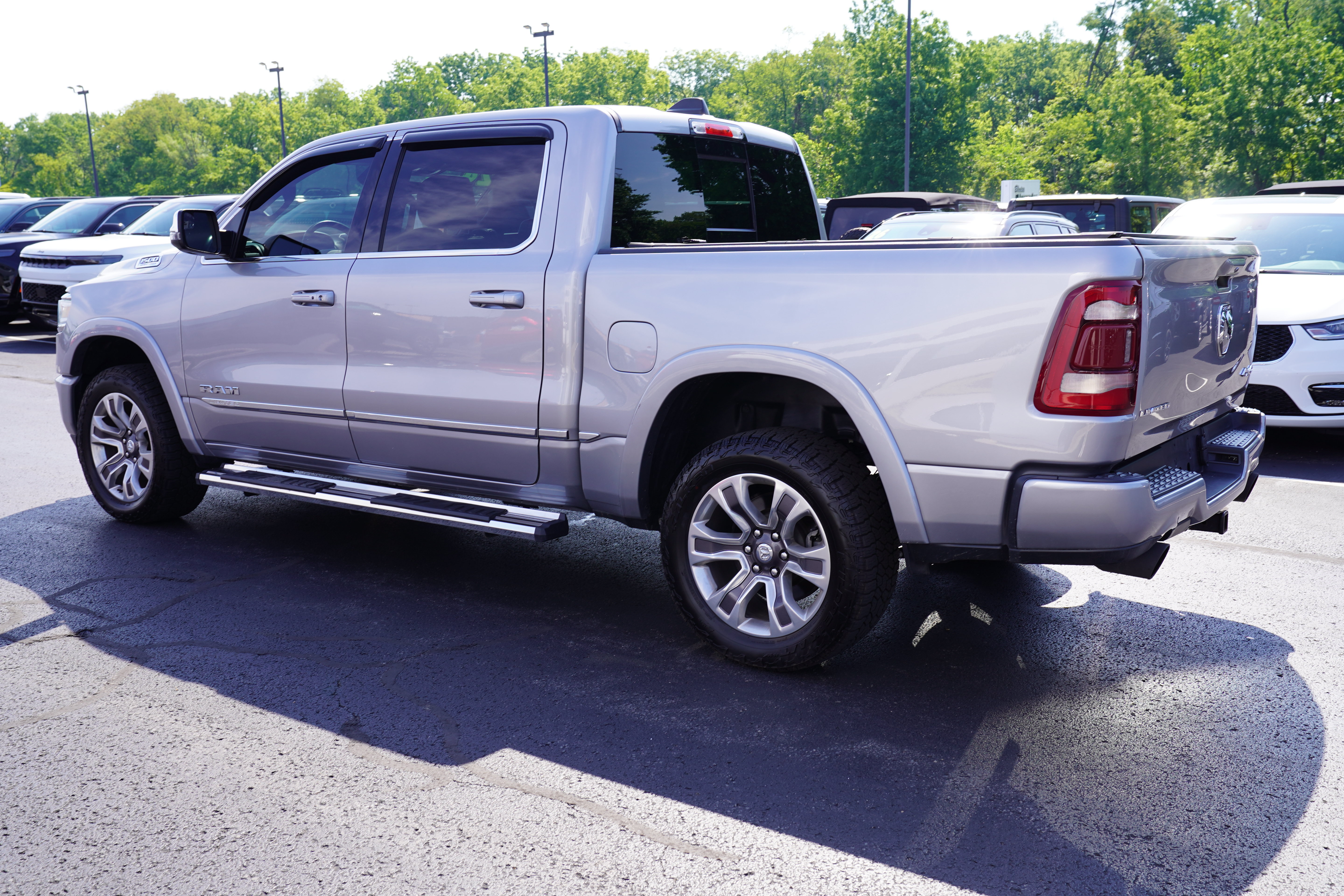 Used 2024 RAM 1500 Limited w/ Body Color Bumper Group AWD/4WD image 9