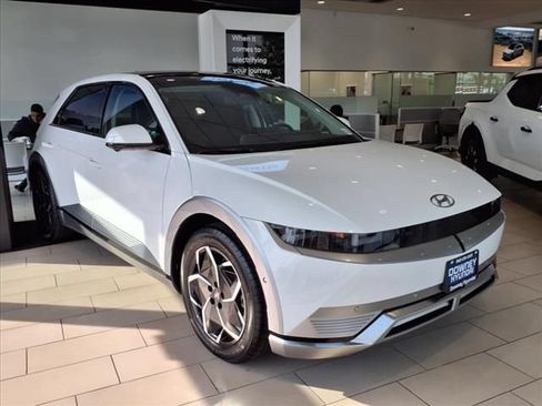 Certified 2024 Hyundai Ioniq 5 Limited RWD image 3
