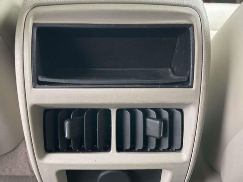Used 2012 Cadillac SRX Luxury AWD/4WD image 16