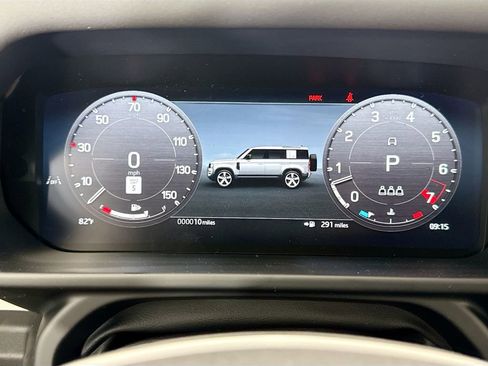 New 2026 Land Rover Defender 110 X-Dynamic SE AWD/4WD image 32