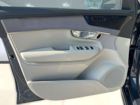 New 2026 Volvo XC90 B6 Ultra w/ Protection Package AWD/4WD image 22