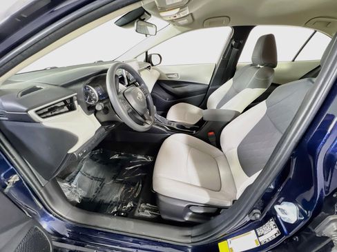 Used 2021 Toyota Corolla LE w/ Carpet Mat Package (TMS) FWD image 19