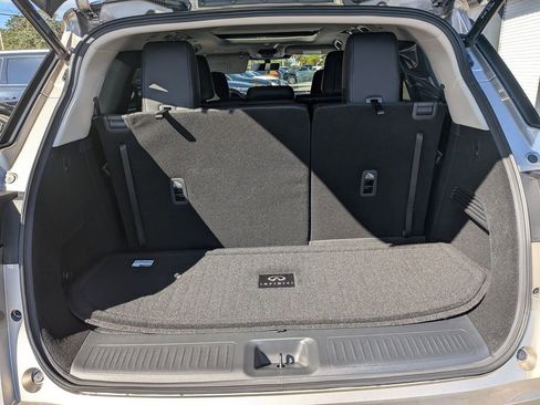 New 2026 INFINITI QX60 Luxe w/ Cargo Package image 12