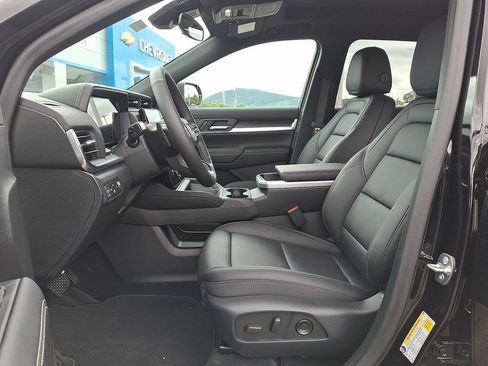 New 2026 GMC Terrain Elevation w/ Elevation Premium Package AWD/4WD image 6
