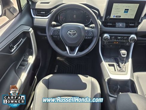 Used 2025 Toyota RAV4 XLE Premium FWD image 8
