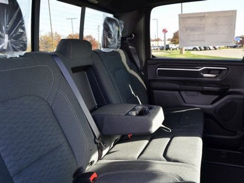 New 2026 RAM 1500 Big Horn AWD/4WD image 19