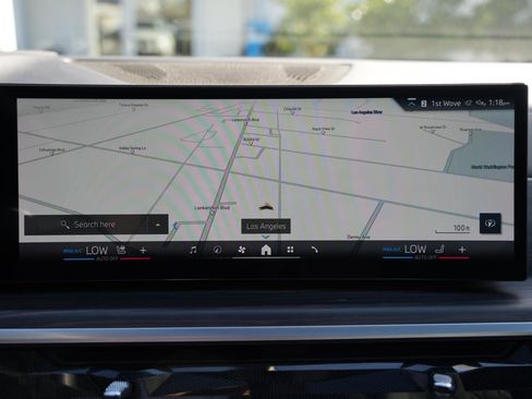 Certified 2024 BMW X5 sDrive40i w/ Premium Package image 22