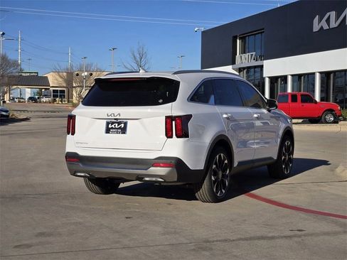 New 2026 Kia Sorento EX w/ EX Premium Package FWD image 4