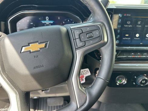 Used 2023 Chevrolet Silverado 1500 LT image 14