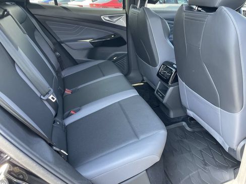 Certified 2023 Volkswagen ID.4 Pro S AWD/4WD image 23