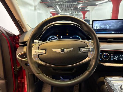 Used 2023 Genesis GV70 2.5T w/ Advanced Package image 13