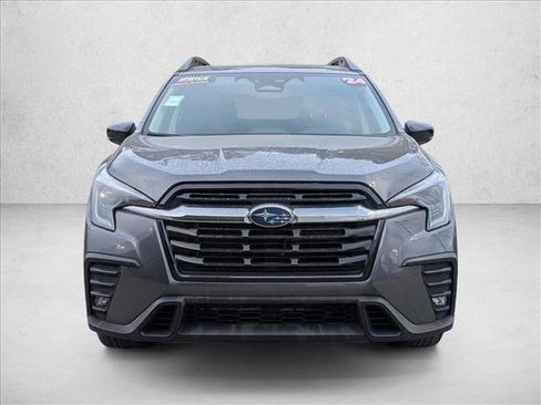 Used 2024 Subaru Ascent Limited image 2