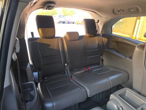 Used 2011 Honda Odyssey EX-L image 16
