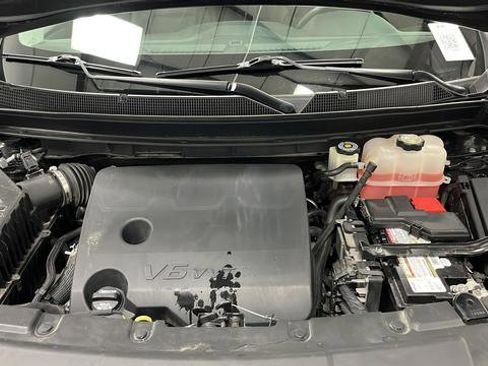 Used 2020 Chevrolet Traverse RS AWD/4WD image 29
