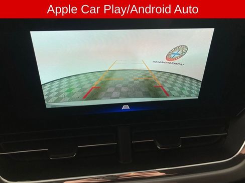 Used 2025 Chevrolet Trax LT w/ Driver Confidence Package image 6