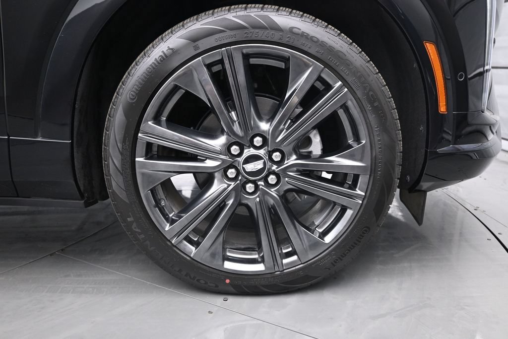 Certified 2025 Cadillac Optiq Sport 2 AWD/4WD image 36