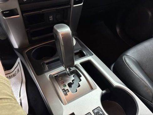Used 2013 Toyota 4Runner Limited AWD/4WD image 23