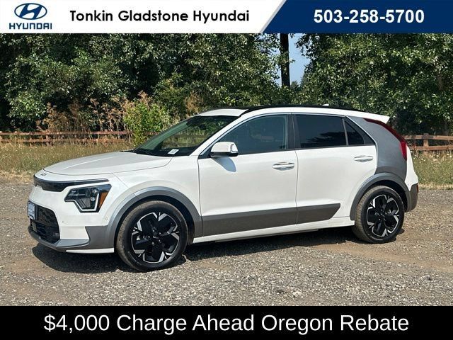 Used 2023 Kia Niro Wave FWD image 5