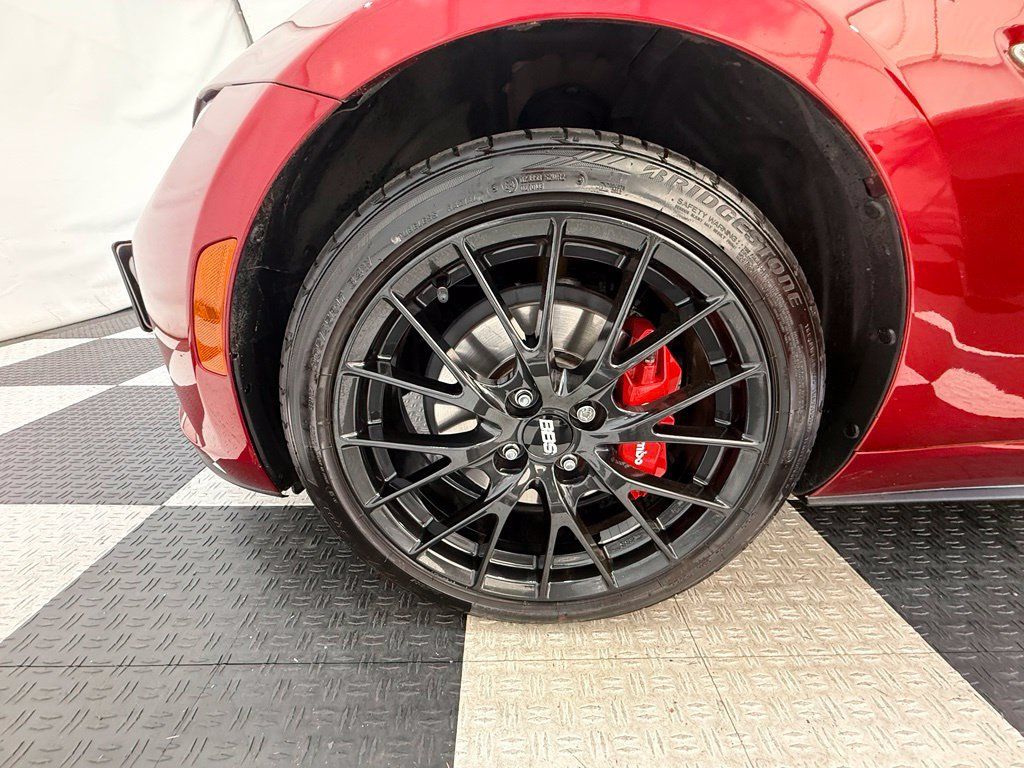 Used 2022 MAZDA MX-5 Miata Club RWD image 10