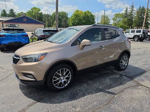 Used 2018 Buick Encore Sport Touring FWD image 3