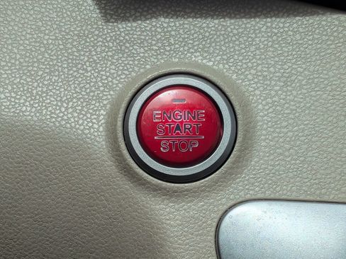 Used 2014 Honda Odyssey EX-L image 27