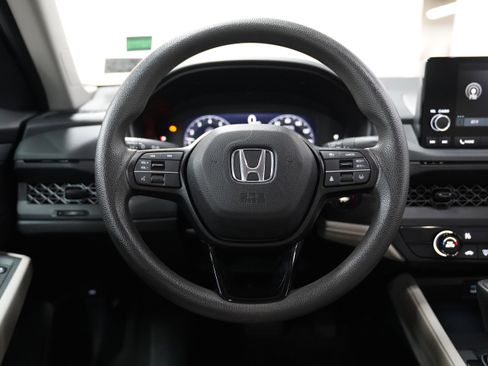 Used 2023 Honda Accord LX image 17