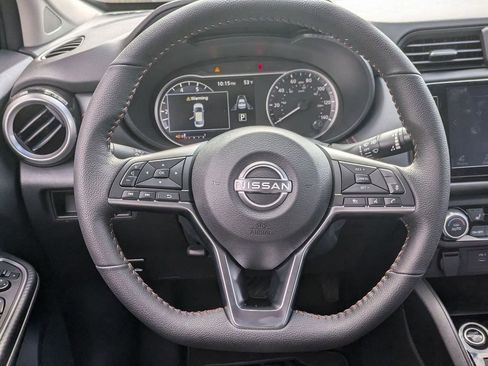 New 2025 Nissan Versa SR w/ Trunk Package image 31