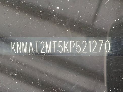 Used 2019 Nissan Rogue S image 33