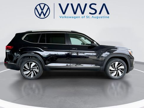 New 2026 Volkswagen Atlas SEL image 8