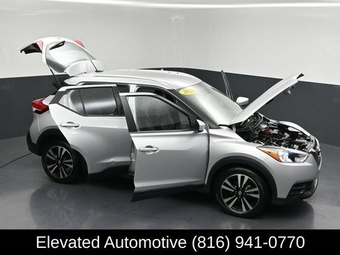 Used 2020 Nissan Kicks SV FWD image 28