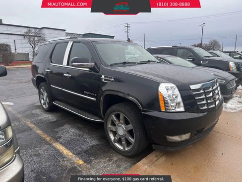 Used 2008 Cadillac Escalade AWD image 3
