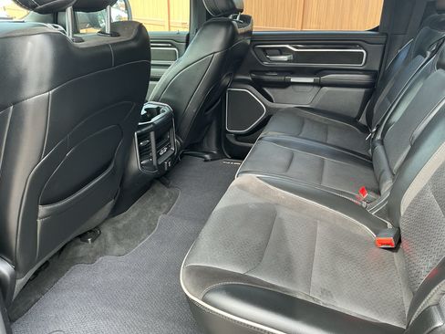 Used 2020 RAM 1500 Laramie AWD/4WD image 18