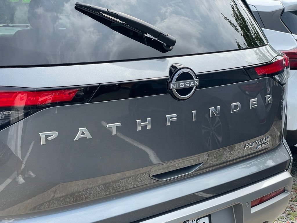 Certified 2023 Nissan Pathfinder Platinum AWD/4WD image 43