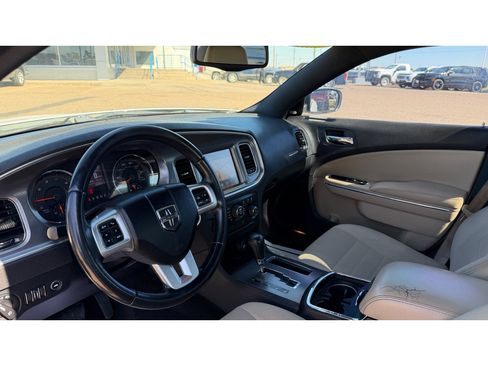 Used 2011 Dodge Charger Rallye image 9