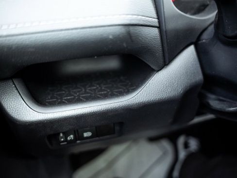 Used 2024 Toyota RAV4 XLE image 21