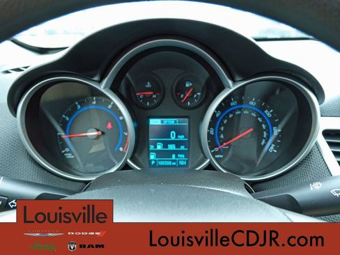 Used 2016 Chevrolet Cruze LT w/ Technology Package FWD image 6