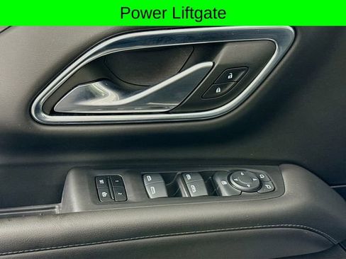 Used 2024 Chevrolet Suburban LT AWD/4WD image 25