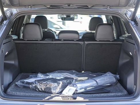 New 2026 Volkswagen Atlas Cross Sport SE image 33