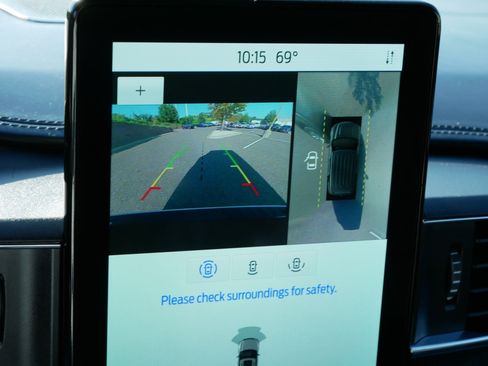 Used 2021 Ford Explorer Platinum w/ Equipment Group 601A image 24