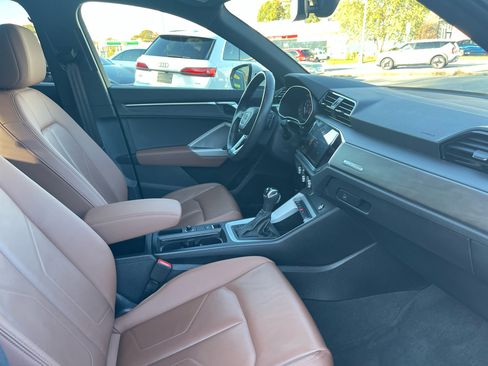 Used 2023 Audi Q3 2.0T Premium w/ Convenience Package image 47