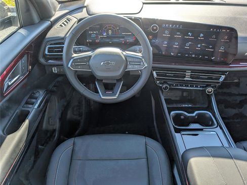 New 2026 Chevrolet Traverse Z71 w/ Driver Confidence Package image 17