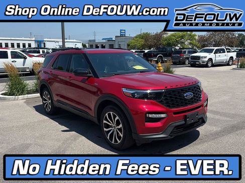 Used 2023 Ford Explorer ST-Line w/ Class IV Trailer Tow Package AWD/4WD image 1