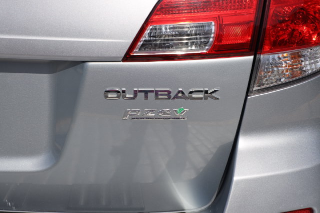 Used 2014 Subaru Outback 2.5i Premium AWD/4WD image 39