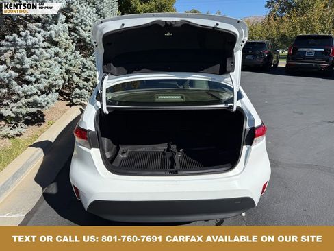 Used 2024 Toyota Corolla LE image 28